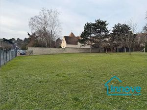 Vente terrain à batir 492 m² à Marly-le-Roi (78160)  463 500 €