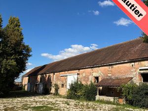 Grand local à usage de stockage - 240 m2