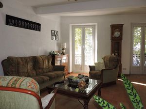 Vente appartement 6 pièces 168 m² à Oraison (04700)  218 000 €