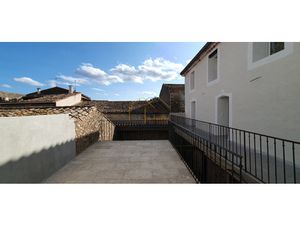 Grand appartement avec terrasse et 3 chambres