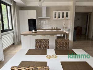 Château à rafraichir à Saint-priest