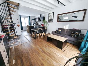 Maison de bourg d'environ 82 m2