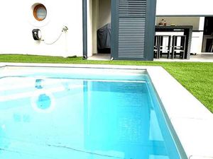 Vente Maison Piscine à La Londe-les-Maures (83250) : à vendre Piscine / 92m² La Londe-les-
