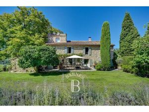 Vente maison 9 pièces 188m2 Trets 13530 - 1575000 € - Surface Privée