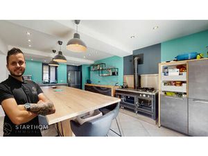 Maison Marcilloles 7 pièce(s) 190 m2