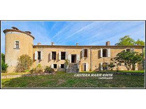 Vente maison 16 pièces 500 m² Auch (32000)