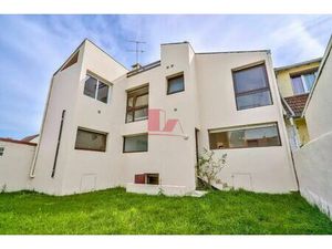Vente maison 8 pièces 218 m² Clamart (92140)