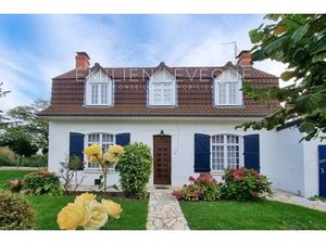 Maison de caractère à vendre 7 pièces