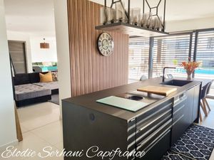 En Exclusivité  Maison contemporaine d'environ 245m2  construction de 2021 Secteur renommé