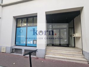 Location locaux professionnels 241 m² à Levallois-Perret (92300)  69 600 €