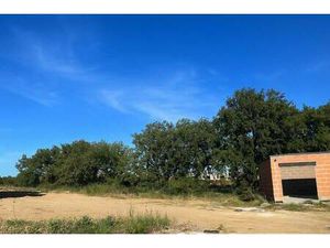 Terrain constructible viabilisé à vendre