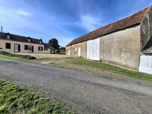 Vente maison 5 pièces 104 m² Sainte-Sabine-sur-Longève (72380)