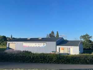 ADVENT IMMO VOUS PROPOSE LOCAL ACTIVITE COMMERCIAL AXE TRES