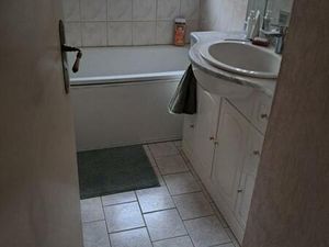 Location appartement 1 pièce 9 m² à Le Plessis-Robinson (92350)