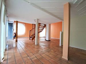 Vente locaux professionnels 156 m² à Chaumont (52000)  115 000 €