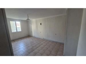 Location appartement 1 pièce 28 m² à Bassac (16120)  370 €