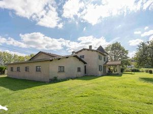 Vente maison 7 pièces 211 m² à Parcoul-Chenaud (24410)  270 810 €