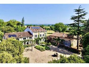 Maxwell-Baynes | CHRISTIE'S Intl Real Estate