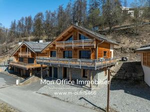 Chalet de luxe à vendre aux Les Orres