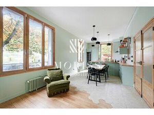 Maison de luxe à vendre dans le quartier Balzac-Moulin Neuf