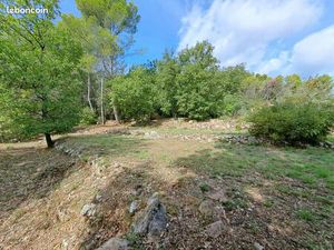Terrain 1107 m² Salernes