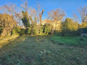 Terrain constructible viabilisé à vendre