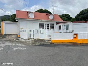 Maison 10 pièces 182 m²