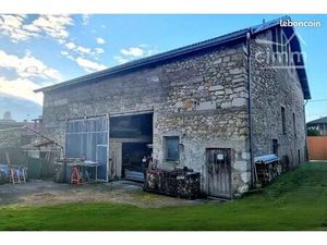 Maison de village 17 pièces 650 m²