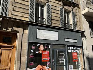 Local Commercial 50 m² - Porte de Clichy / Paris 17 - Secteur en plein renouveau