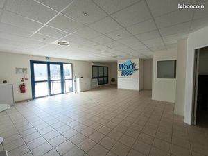 Bureaux 102 m²
