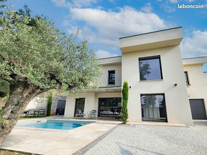 Maison 5 pièces 145 m²