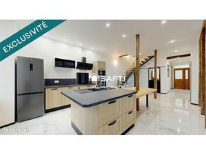 Maison 7 pièces 210 m²