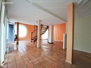 Local commercial 142 m² CHAUMONT