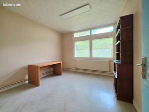 Bureau à louer à Gien 13.5m² pour activité tertiaire