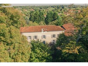 Maison 8 pièces 350 m²