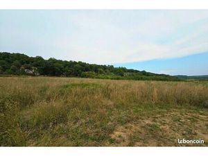 Terrain 1900 m² Bouquet