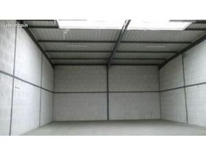 Local d'activité 366 m²