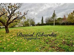 Terrain 758 m² Seyches