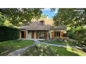 Maison 9 pièces 165 m²