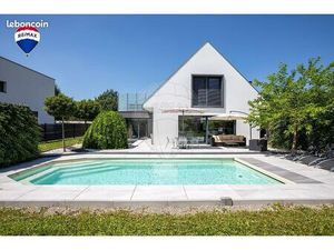 Maison 7 pièces 203 m²