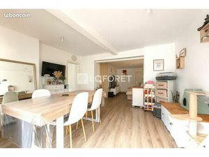 Immeuble 230 m² LILLEBONNE