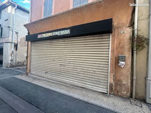 Local commercial 67 m² CAVAILLON