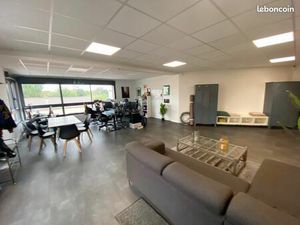 Bureaux 105 m²