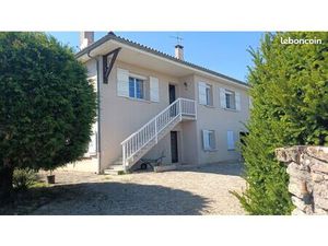 Maison de 7 chambres sur 2581M² de terrain clos et arboré au calme