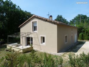 Villa 5 pièces 140m² avec 3600m² de terrain