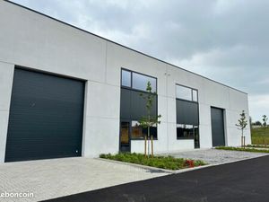 Entrepôt neuf Comines