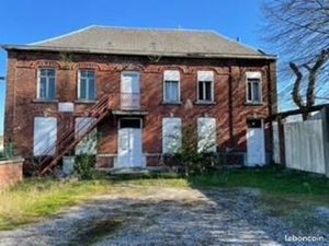 Immeuble 400 m² Louvroil