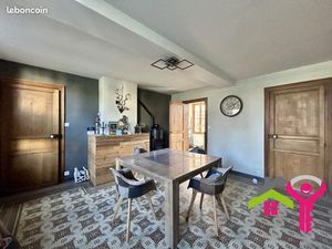 Maison 5 pièces 160 m²