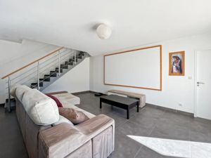 Location meublée villa 4 pièces 123 m² à Lanta (31570)  1 390 €