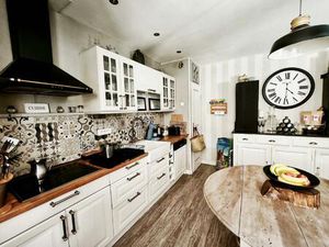 Maison T7 de caractère avec piscine et pool house